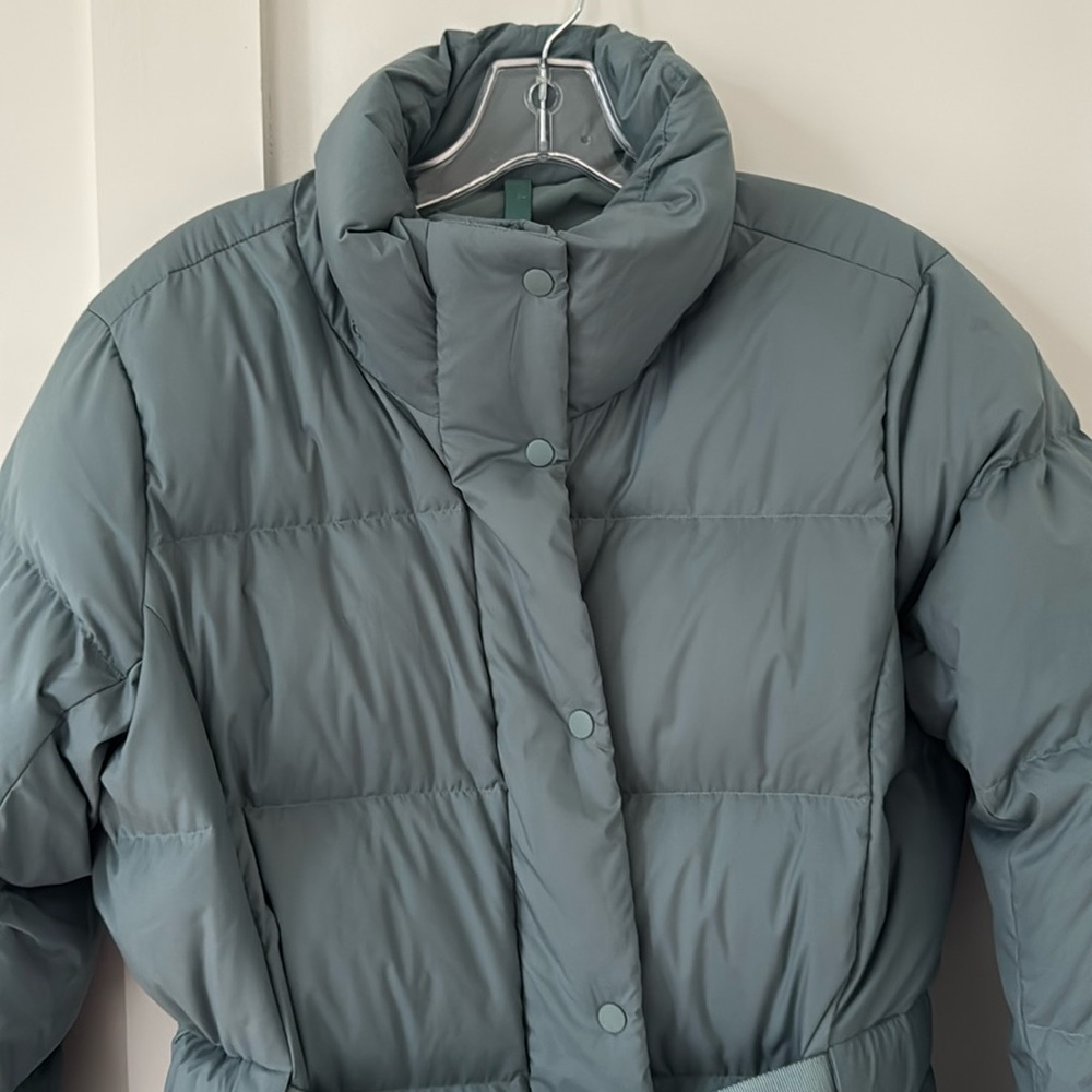 lululemon athletica Green Puffer Jacket - Picture 5 of 12